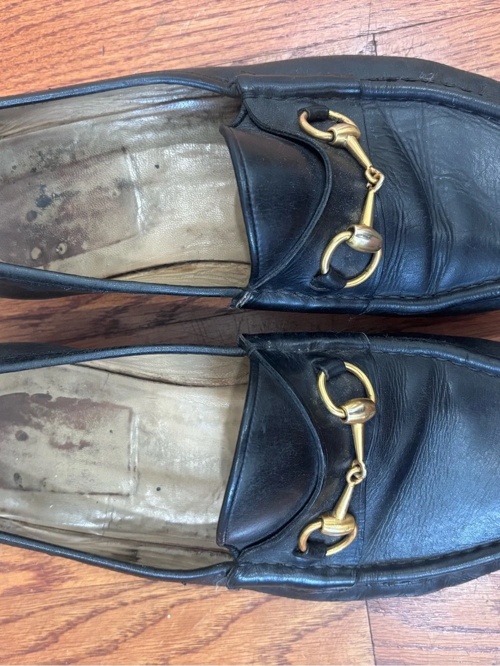 Gucci Black Leather Loafers with Gold Horsebit